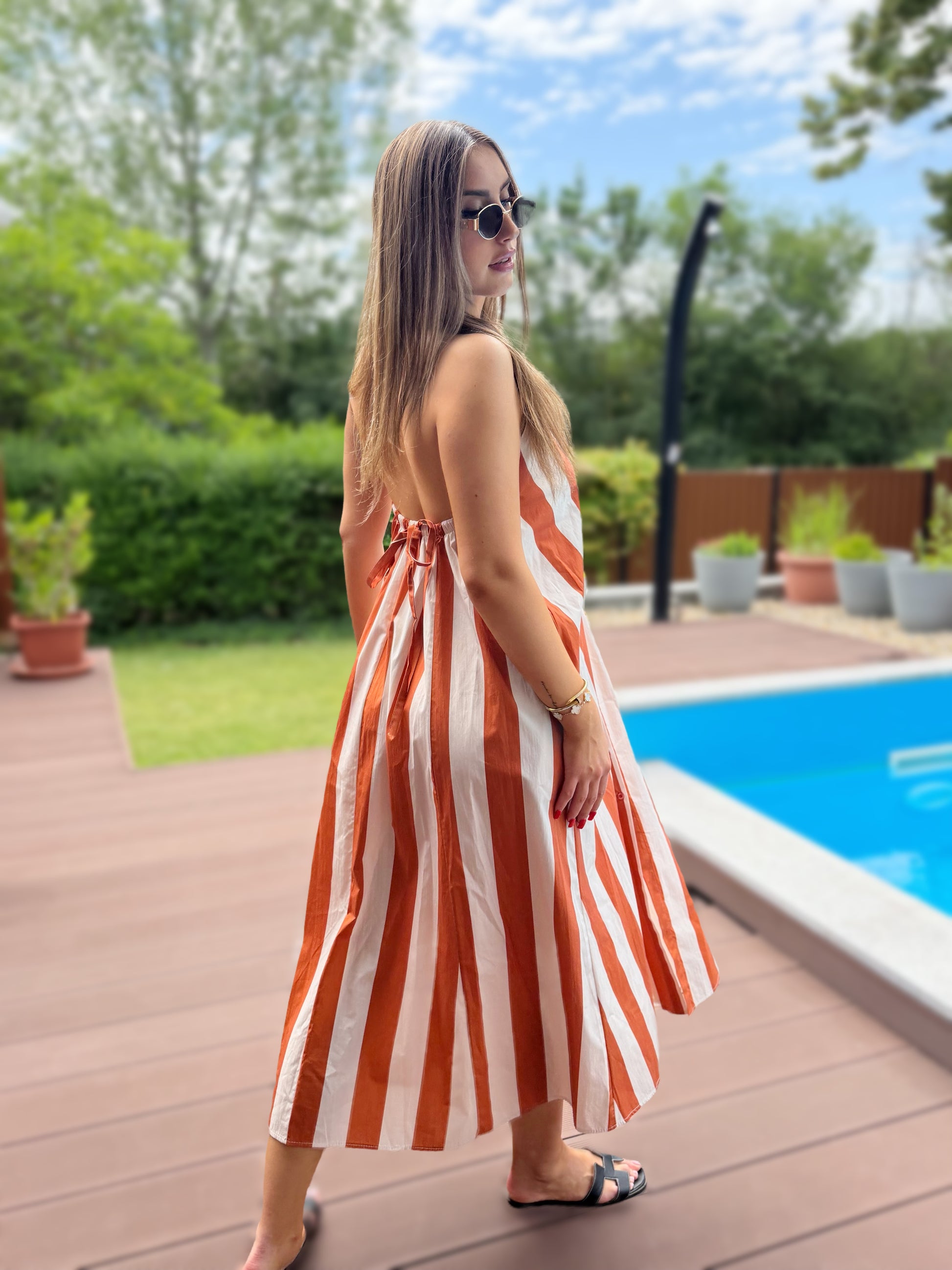 Aysa terrakotta csíkos maxi ruha