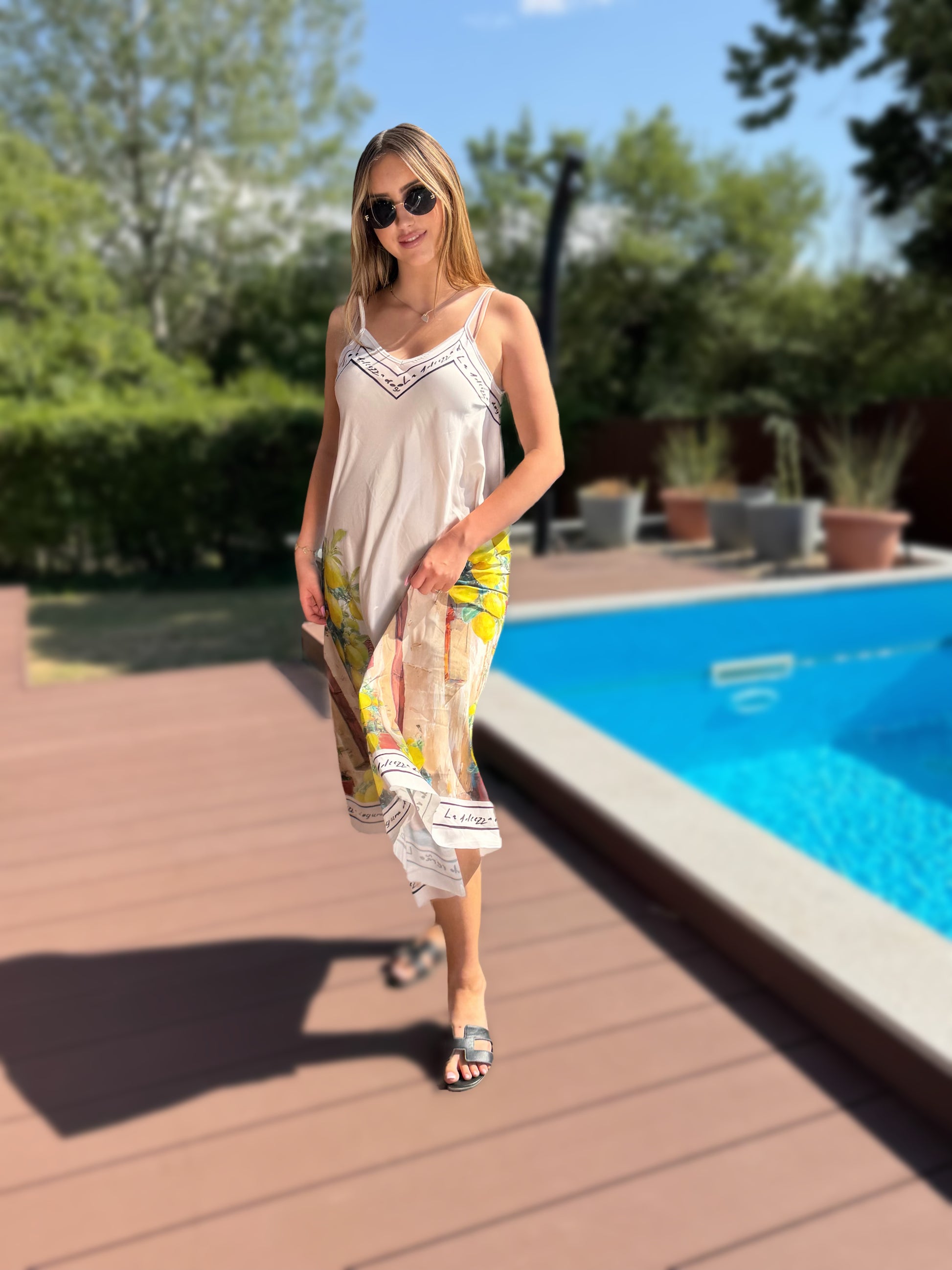 Sorrento krém színű ruha