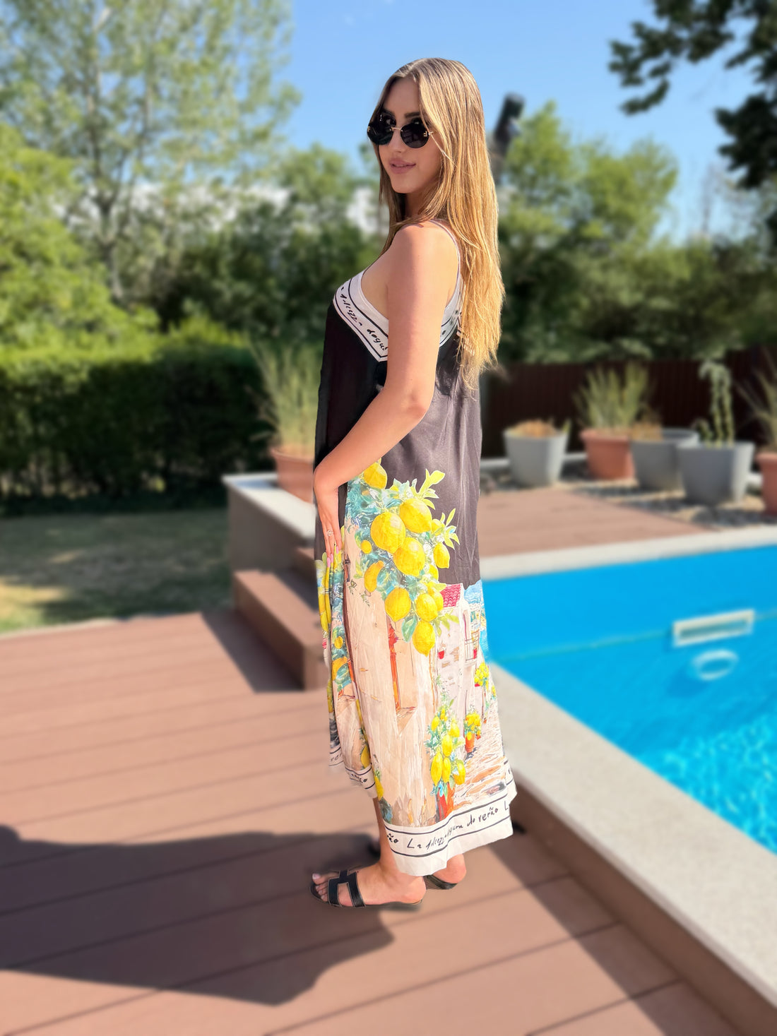 Sorrento fekete színű ruha