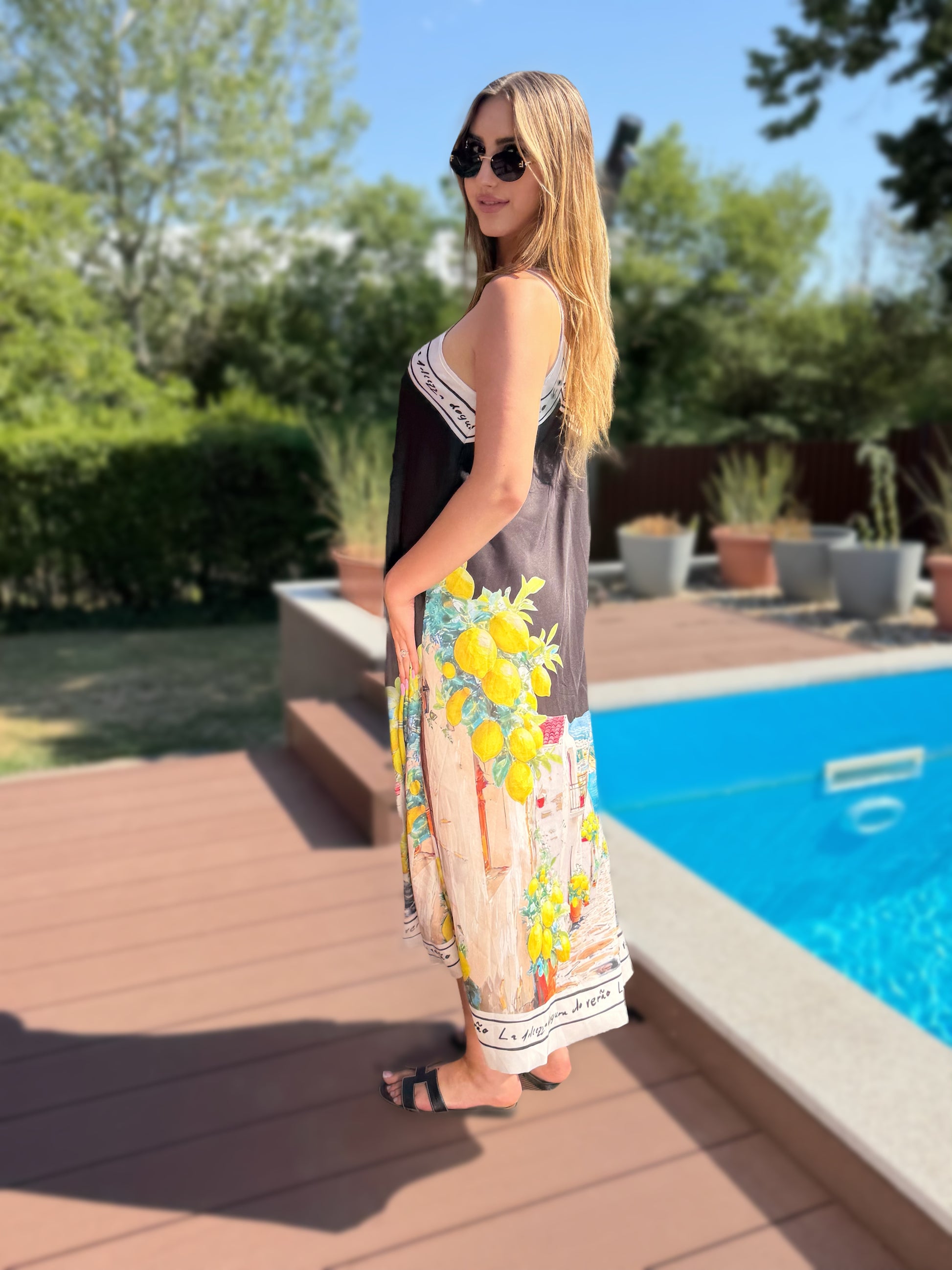 Sorrento fekete színű ruha