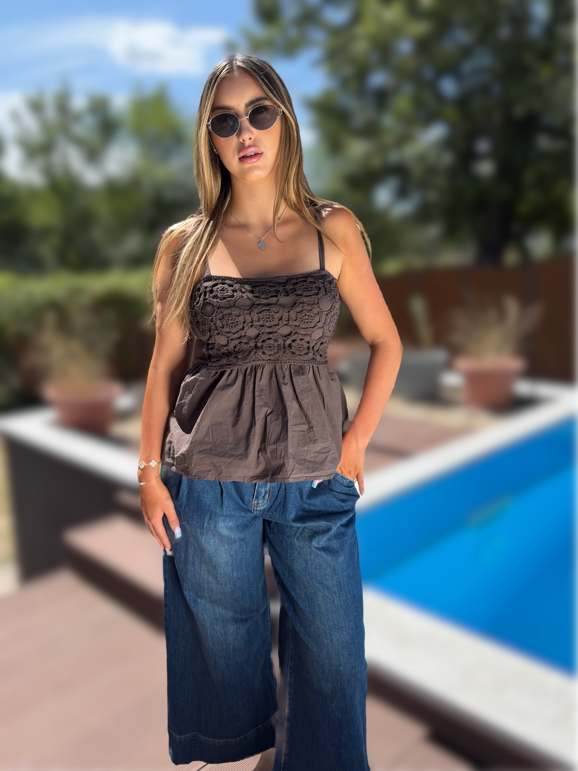 Rebeca felső